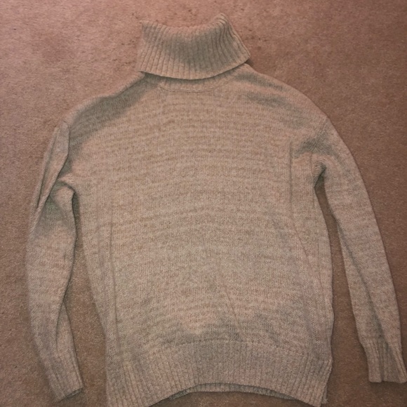 Knit Beige Turtleneck Sweater - Picture 1 of 1